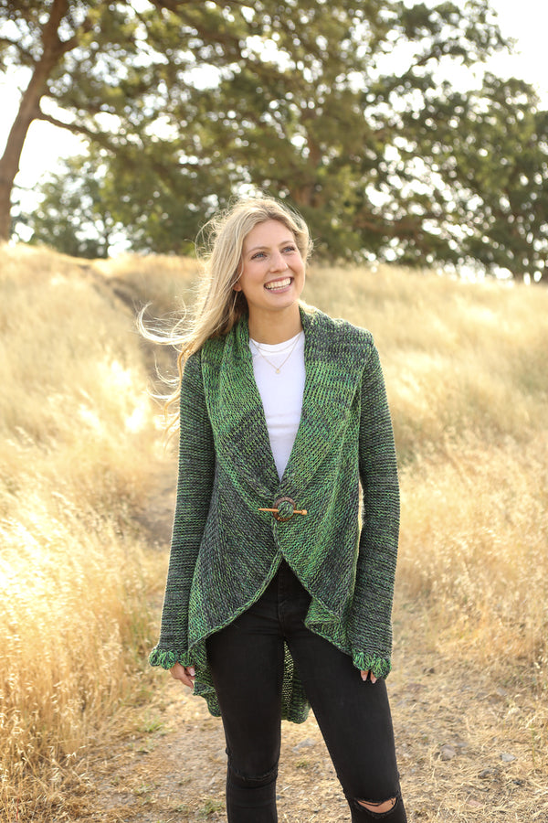 Thick, circular cardigan