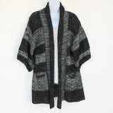 Medium length Cardigan with square pockets