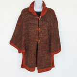 Cape with three wooden buttons